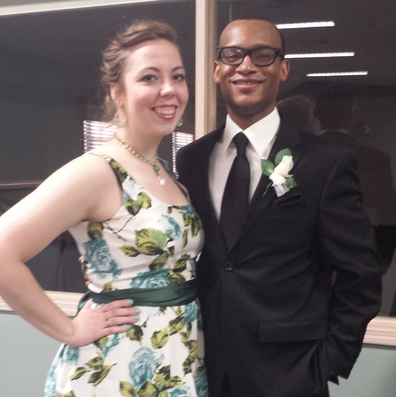 Meet your Posher, Emily - Picture 6 of 6